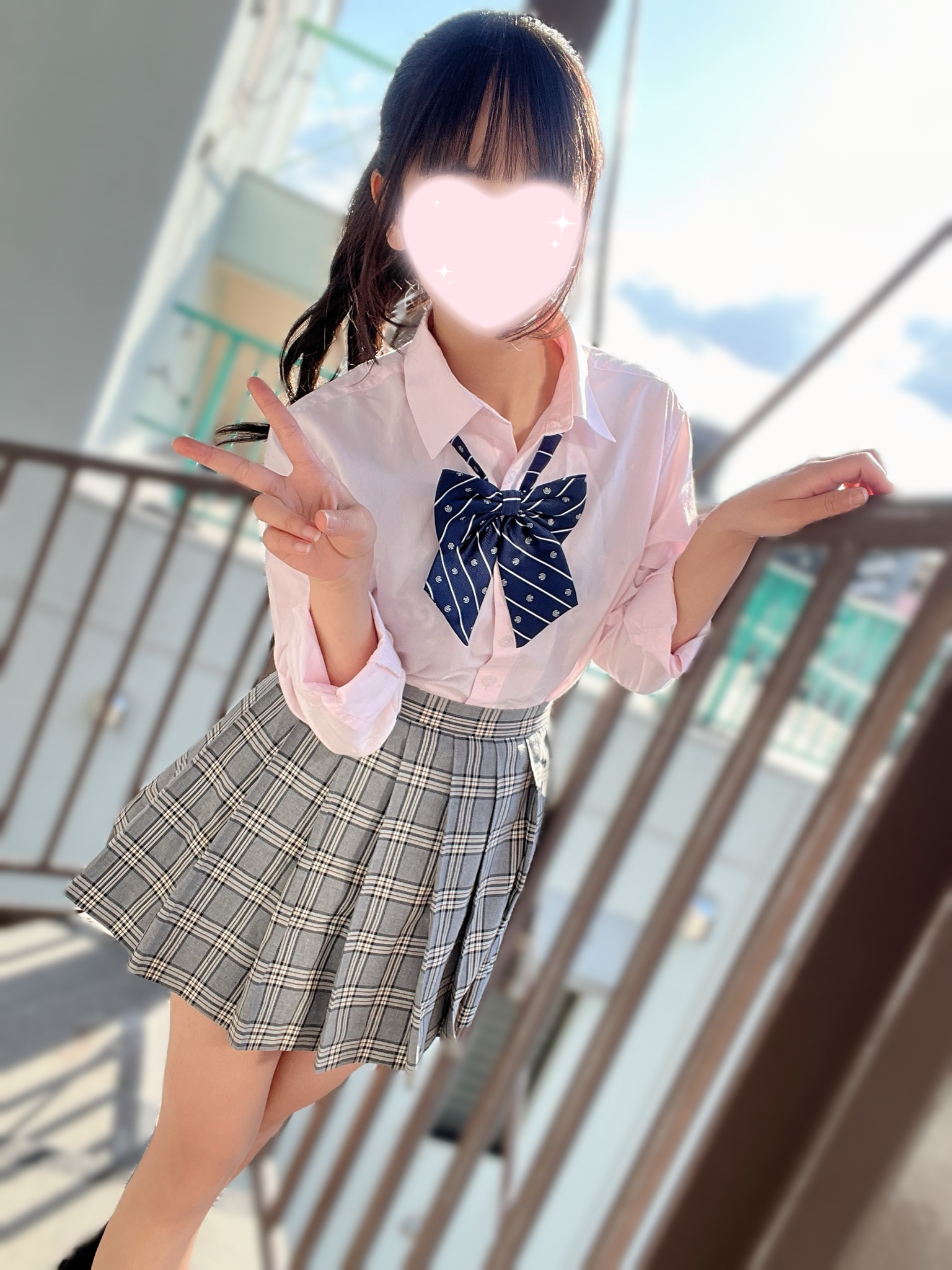 めろ